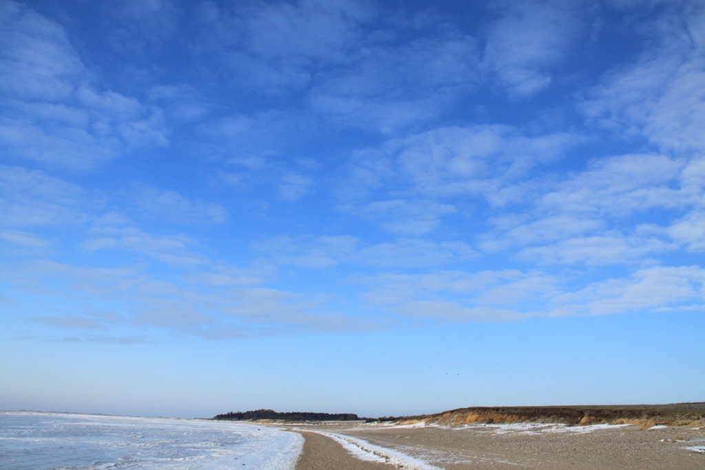 10.02.2012: Utersum, der Himmel über dem Strand